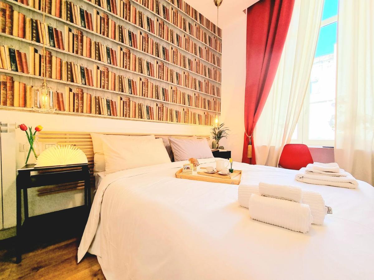 Daily Napoli - Lungomare Hotel Екстериор снимка