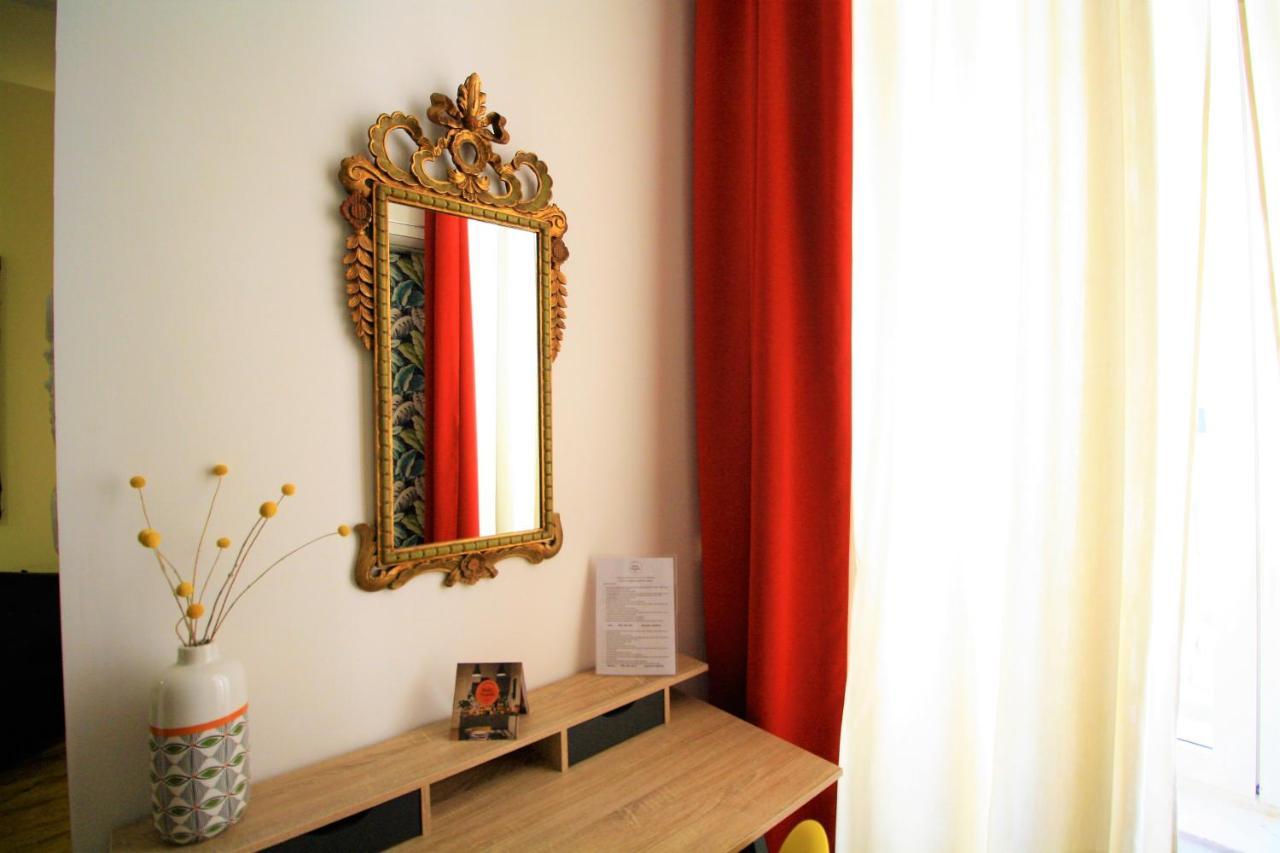 Daily Napoli - Lungomare Hotel Екстериор снимка